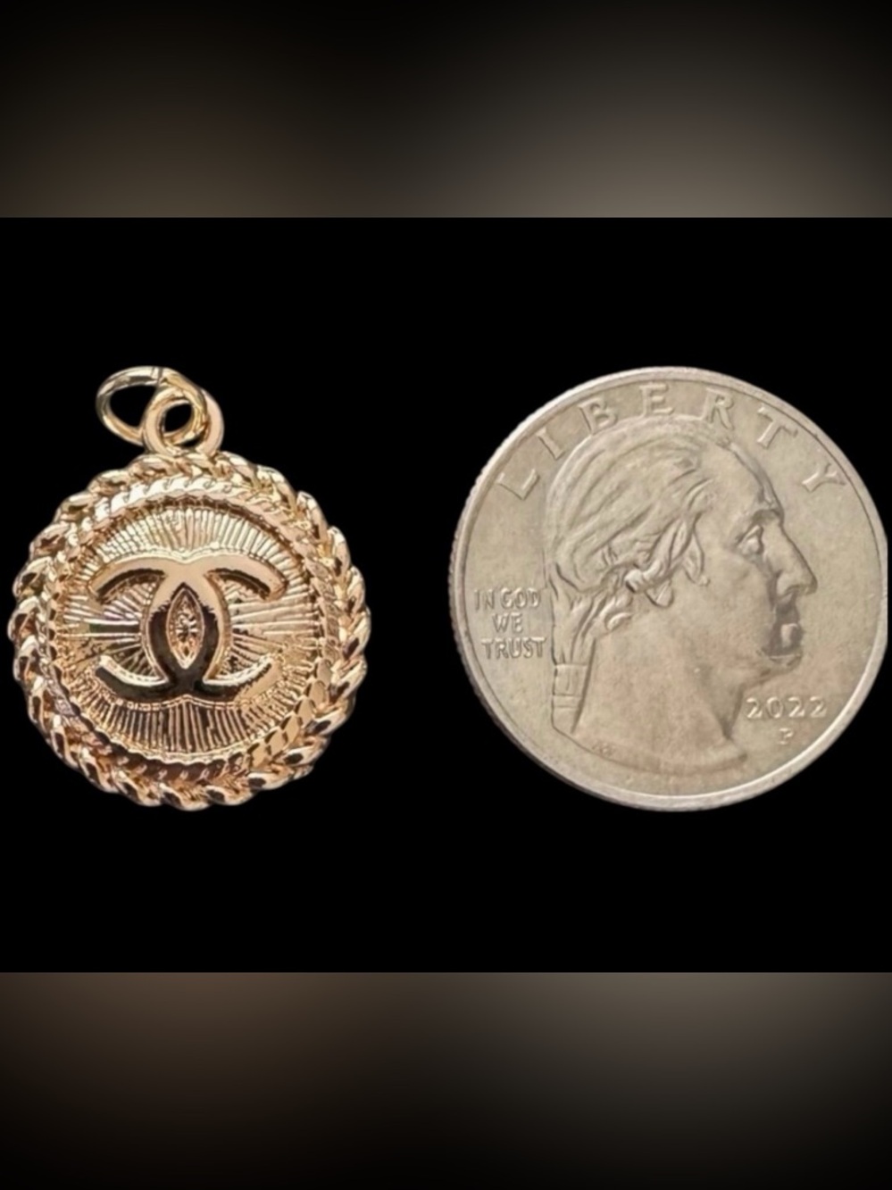 CHANEL Vintage CC Medallion Charm Gold Tone Rope Frame Radiant Sunburst Rare - Picture 3 of 3